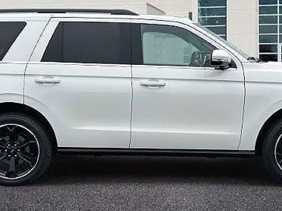 Used 2023 Ford Expedition Limited