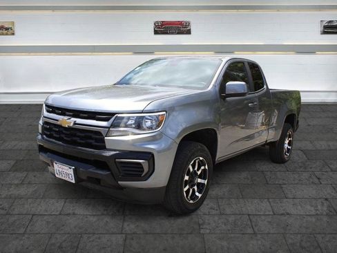Used 2021 Chevrolet Colorado LT w/ Fleet Safety Package RWD image 3