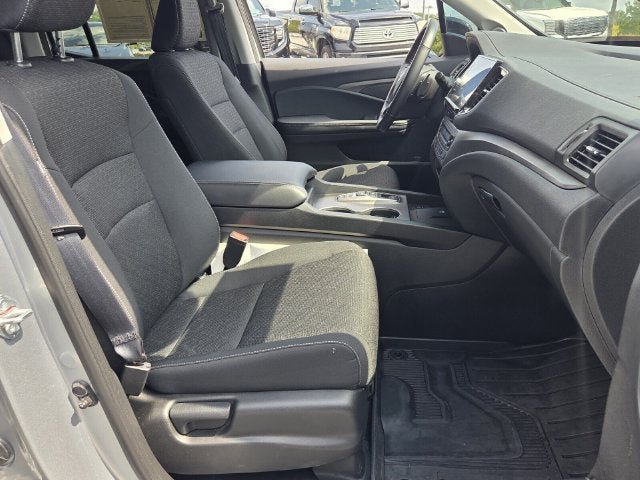 Certified 2025 Honda Ridgeline Sport image 17