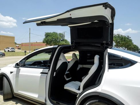 Used 2024 Tesla Model X Plaid AWD/4WD image 52