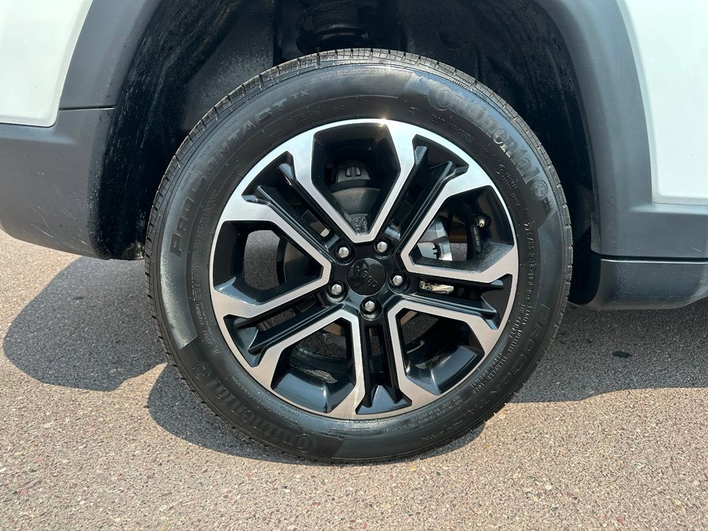 Used 2024 Jeep Compass Limited AWD/4WD image 38