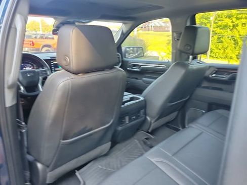 Used 2023 Chevrolet Silverado 1500 RST AWD/4WD image 10