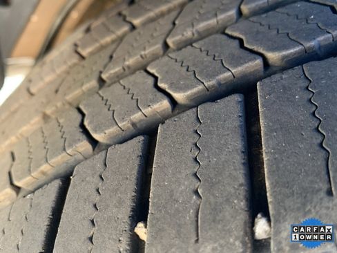 Used 2011 Ford Explorer XLT w/ 202A Rapid Spec Order Code image 11