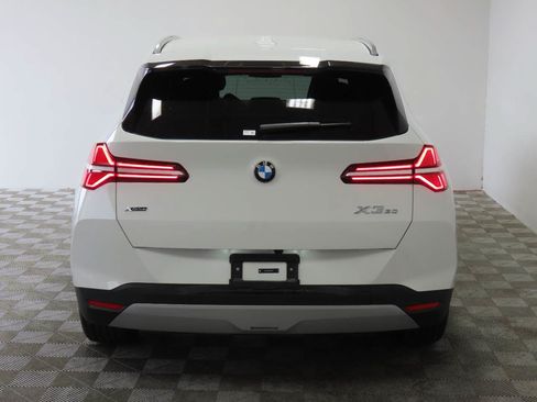 Used 2025 BMW X3 xDrive30i AWD/4WD image 4