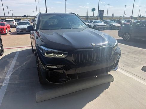 Used 2021 BMW X5 xDrive40i w/ M Sport Package AWD/4WD image 3