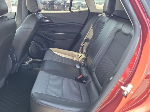 Used 2024 Chevrolet Trax LT w/ Driver Confidence Package FWD image 23