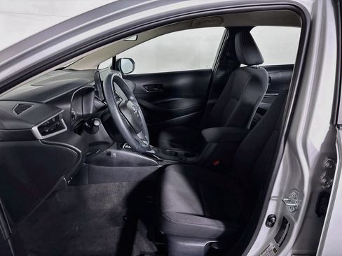 Used 2024 Toyota Corolla LE FWD image 11