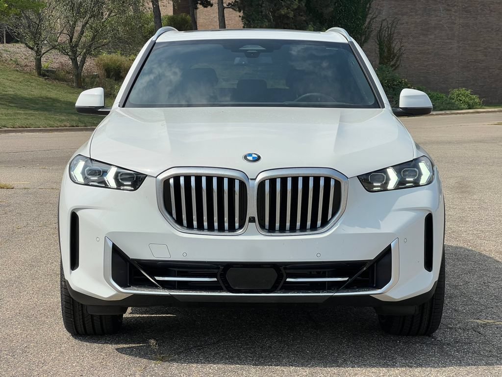 Used 2026 BMW X5 xDrive40i AWD/4WD image 43