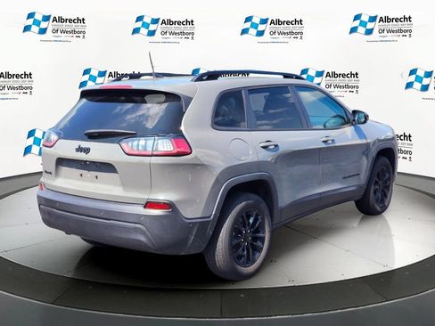 Used 2023 Jeep Cherokee Altitude Lux AWD/4WD image 5