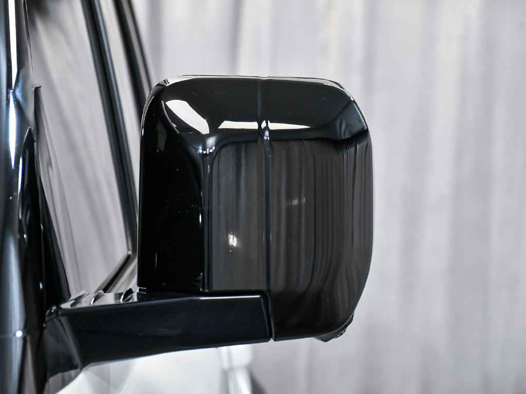 Used 2021 Land Rover Defender 110 SE AWD/4WD image 87