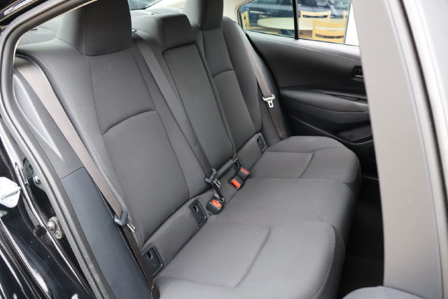 Used 2024 Toyota Corolla LE FWD image 31