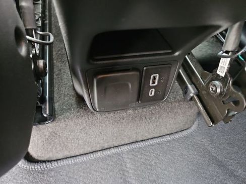 Used 2023 Chevrolet TrailBlazer LT w/ Convenience Package image 20