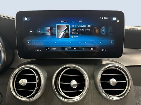 Used 2023 Mercedes-Benz GLC 300 4MATIC Coupe image 21
