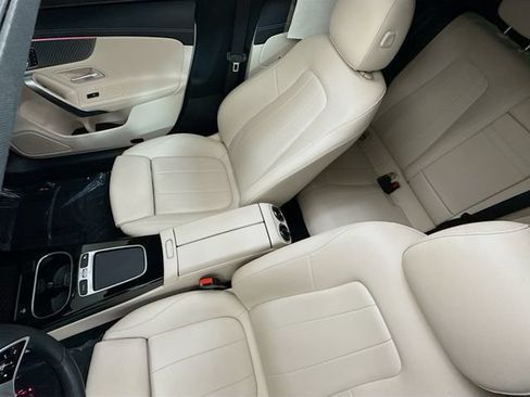 Used 2024 Mercedes-Benz CLA 250 4MATIC image 22