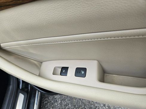 Used 2016 Hyundai Sonata Limited w/ Option Group 02 image 47