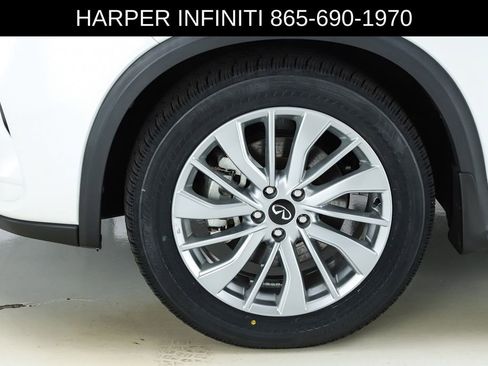 Used 2023 INFINITI QX50 Luxe FWD image 5