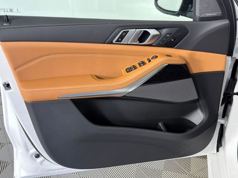New 2026 BMW X5 sDrive40i w/ M Sport Package image 12