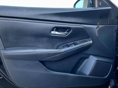Certified 2025 Nissan Sentra SV FWD image 21
