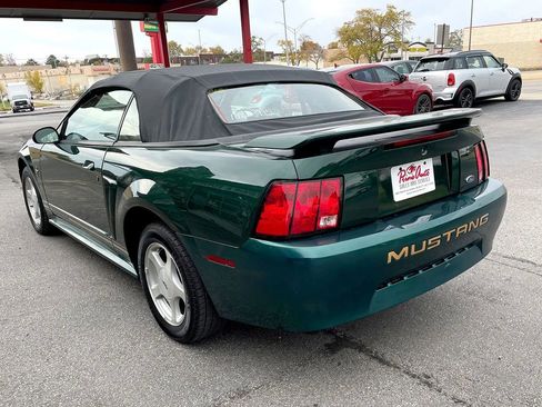 Used 2001 Ford Mustang Premium image 8