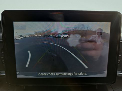 Used 2022 Ford Explorer XLT w/ Equipment Group 202A image 44