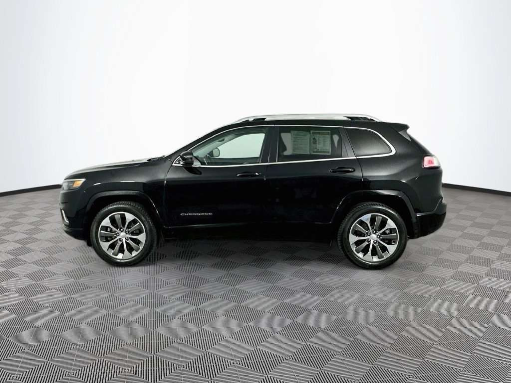 Used 2019 Jeep Cherokee Overland AWD/4WD image 6