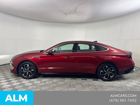 Used 2025 Hyundai Sonata SEL FWD image 11