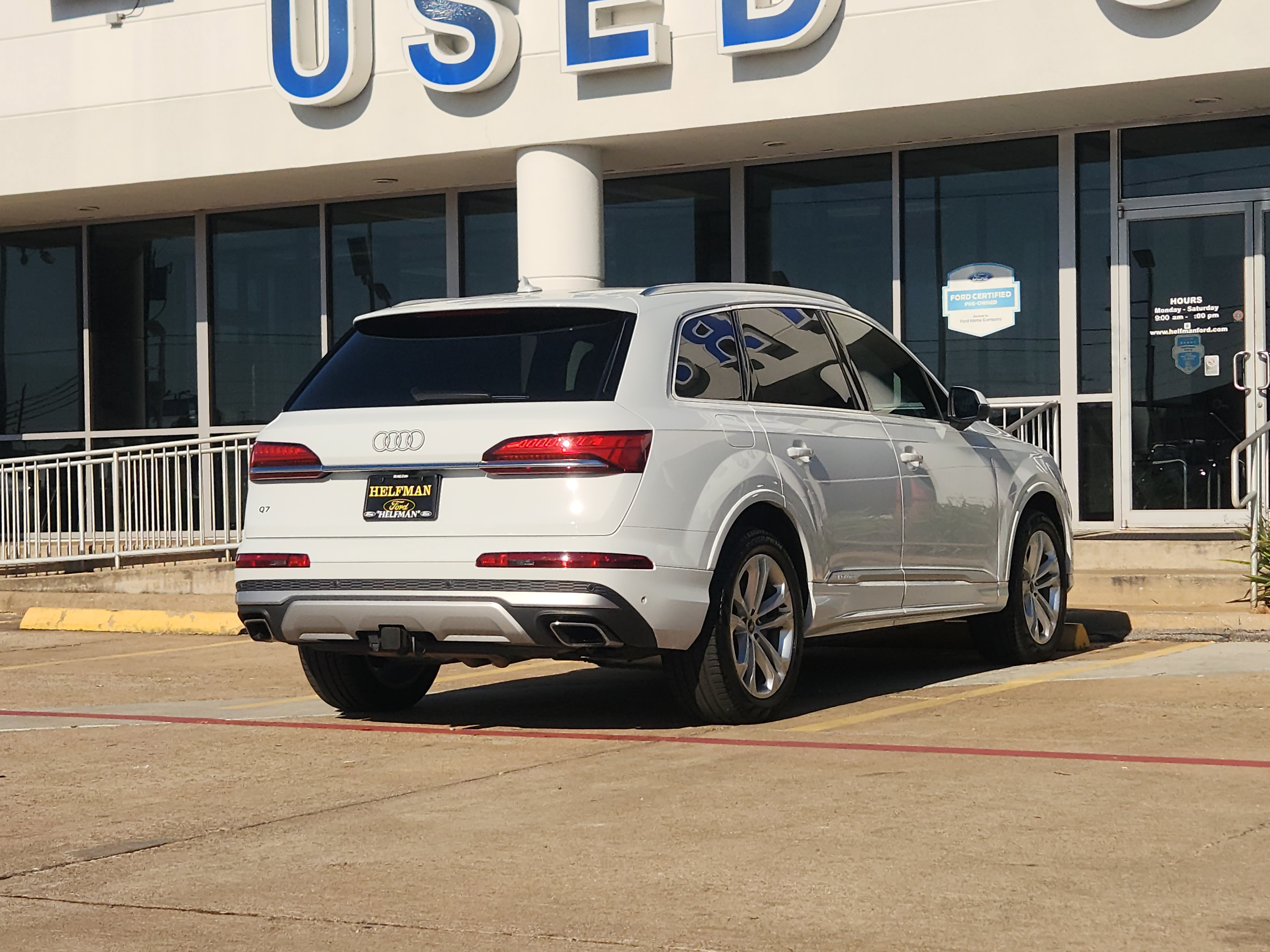 Used 2025 Audi Q7 3.0T Premium Plus AWD/4WD image 4