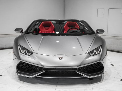 Used 2016 Lamborghini Huracan LP 610-4 image 4