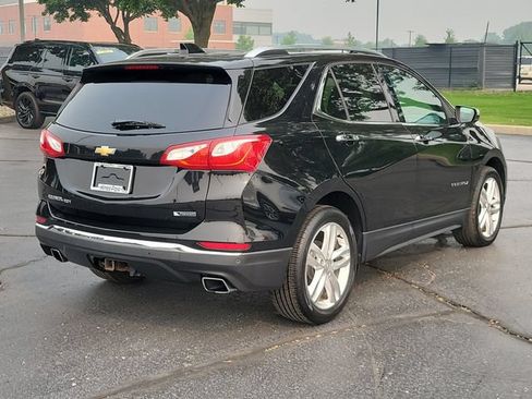 Used 2018 Chevrolet Equinox Premier FWD image 4