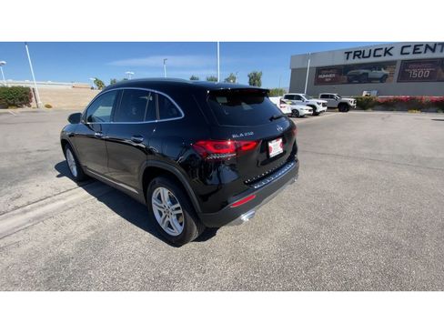 Used 2022 Mercedes-Benz GLA 250 image 6