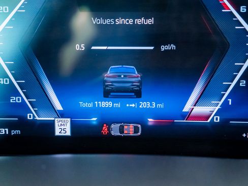 Used 2024 BMW X6 M60i image 45