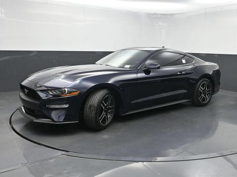 Used 2021 Ford Mustang Coupe w/ Equipment Group 101A RWD image 18