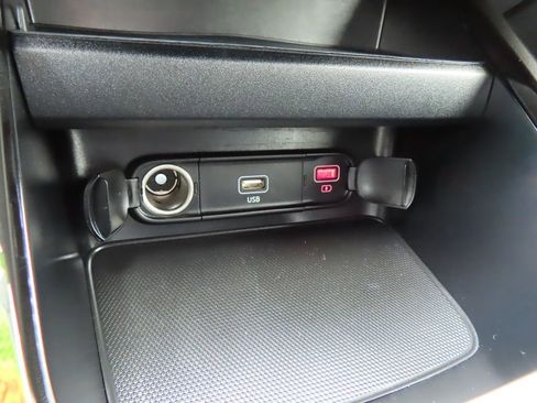 Certified 2024 Kia Forte GT-Line FWD image 7