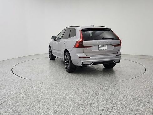 New 2026 Volvo XC60 B5 Ultra w/ Climate Package AWD/4WD image 6