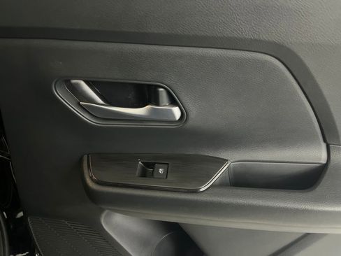 Used 2025 Nissan Kicks SV image 54