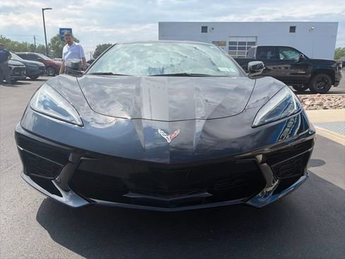 Used 2021 Chevrolet Corvette Stingray Coupe w/ Chrome Exterior Badge Package RWD image 8