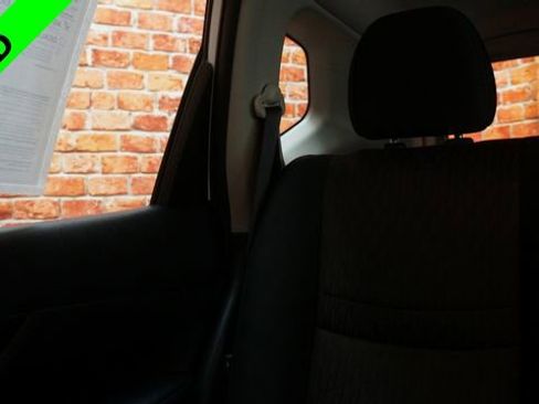 Used 2017 Nissan Rogue SV image 54