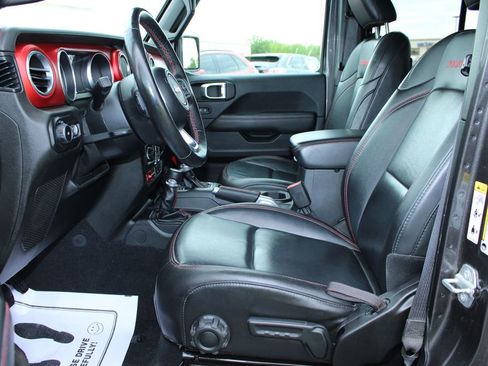 Used 2019 Jeep Wrangler Unlimited Rubicon AWD/4WD image 34