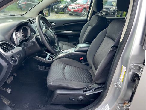 Used 2014 Dodge Journey SXT w/ Flexible Seating Group AWD/4WD image 9