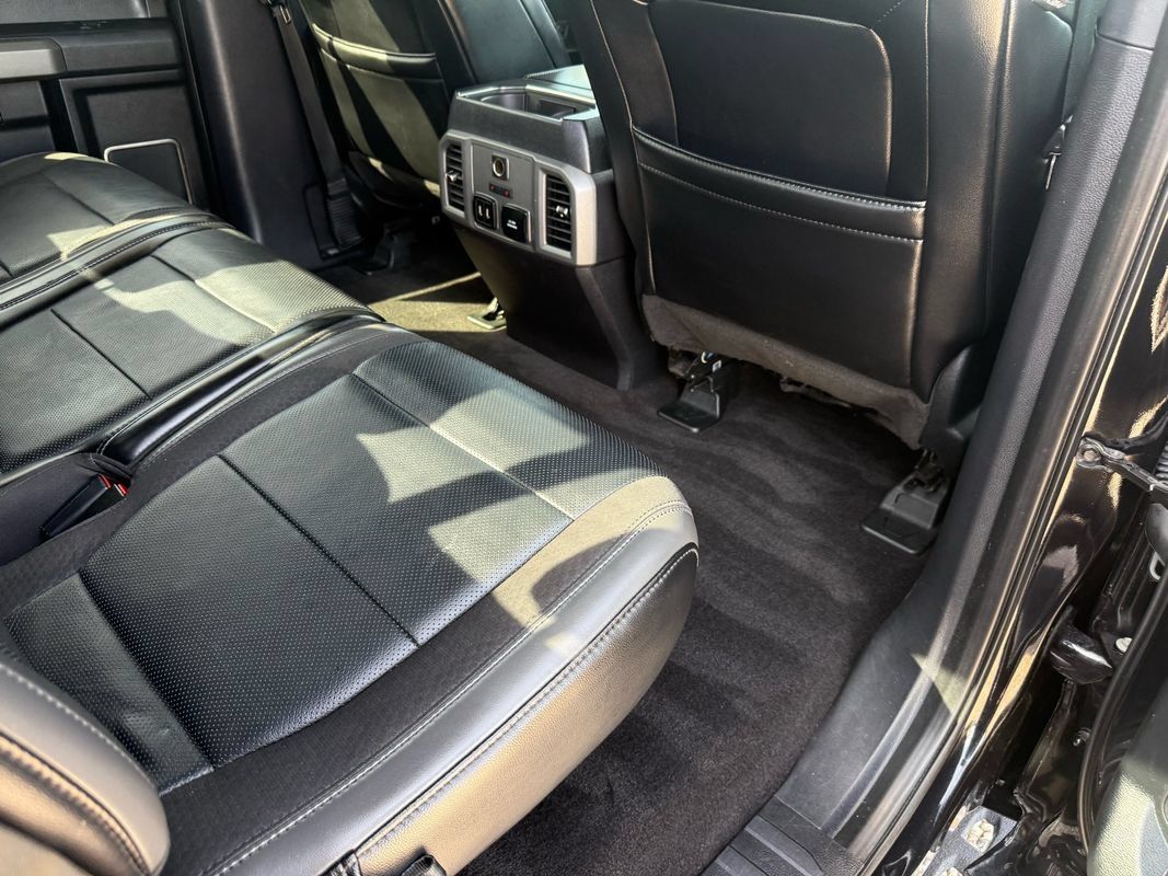 Used 2019 Ford F150 Raptor w/ Equipment Group 802A Luxury AWD/4WD image 21