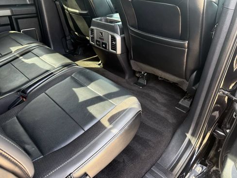 Used 2019 Ford F150 Raptor w/ Equipment Group 802A Luxury AWD/4WD image 21