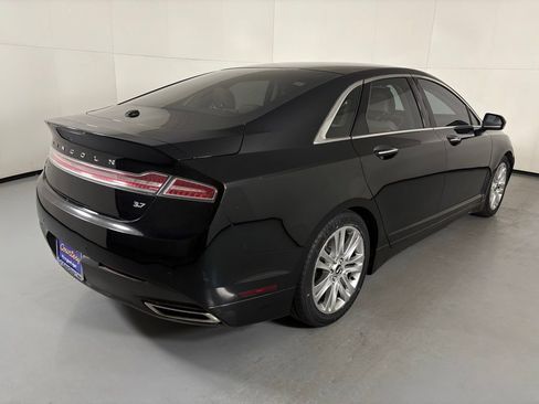 Used 2016 Lincoln MKZ w/ Equipment Group 300A Reserve image 9