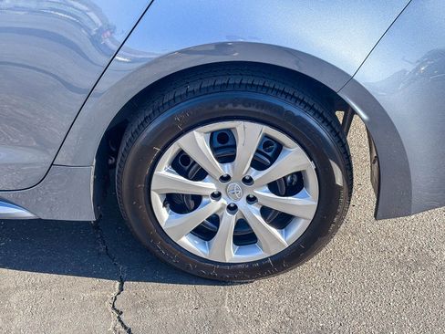 Certified 2025 Toyota Corolla LE FWD image 12