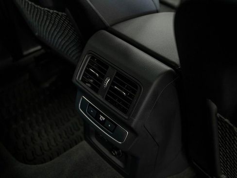 Used 2024 Audi Q5 2.0T Premium w/ Summer of Audi Package AWD/4WD image 29