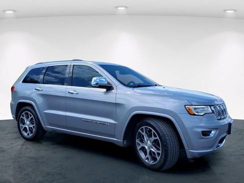 Used 2019 Jeep Grand Cherokee Overland AWD/4WD image 5