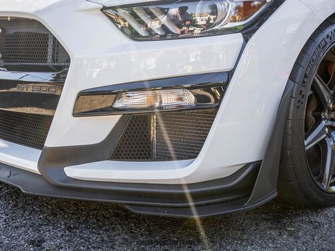 Used 2022 Ford Mustang Shelby GT500 w/ Carbon Fiber Track Pack image 50