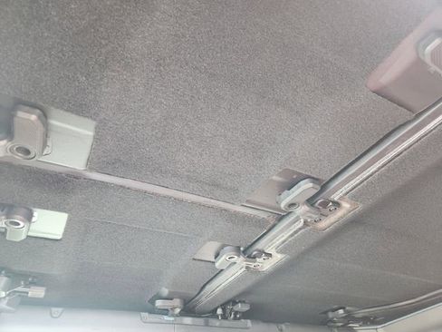 Used 2021 Ford Bronco First Edition image 19