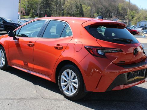 New 2026 Toyota Corolla SE FWD image 9