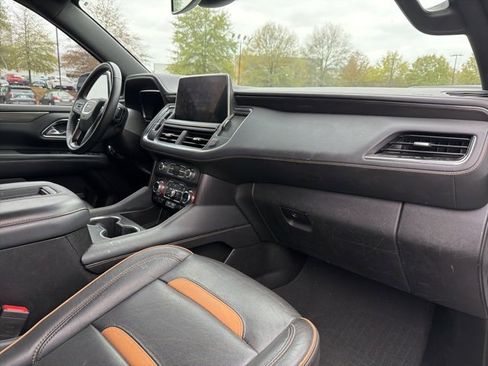 Used 2023 GMC Yukon XL AT4 w/ Technology Package image 38