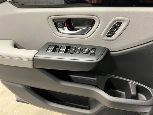 New 2025 Honda Pilot EX-L image 16